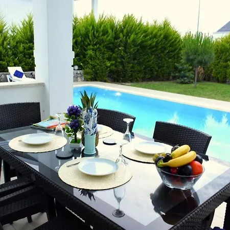 Hisarpark D Villa, Oezel Havuzlu, * フェティエ